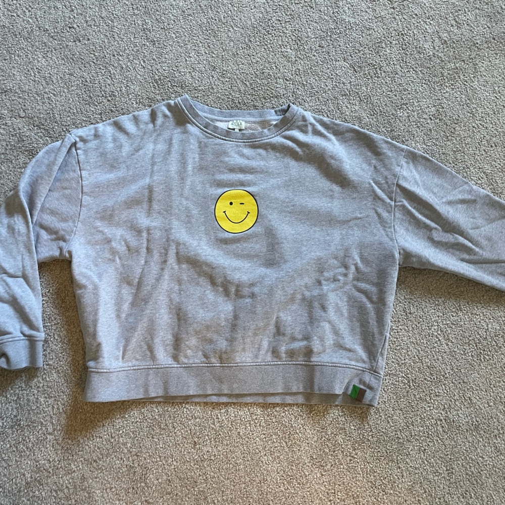 Kule winky face cropped sweatshirt